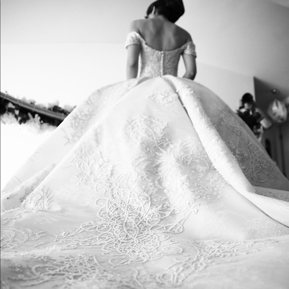 Ziad Nakad haute couture wedding gown - Picture 2 of 6